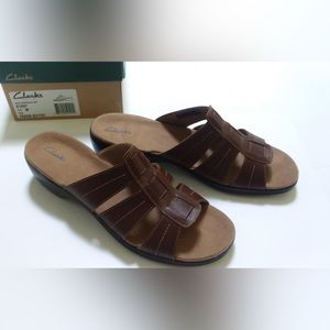 Clark’s brown women’s sandals